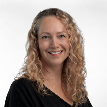 Dr Fiona McEwen