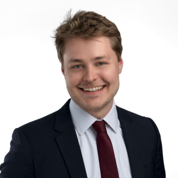 Dr Nils Mallock